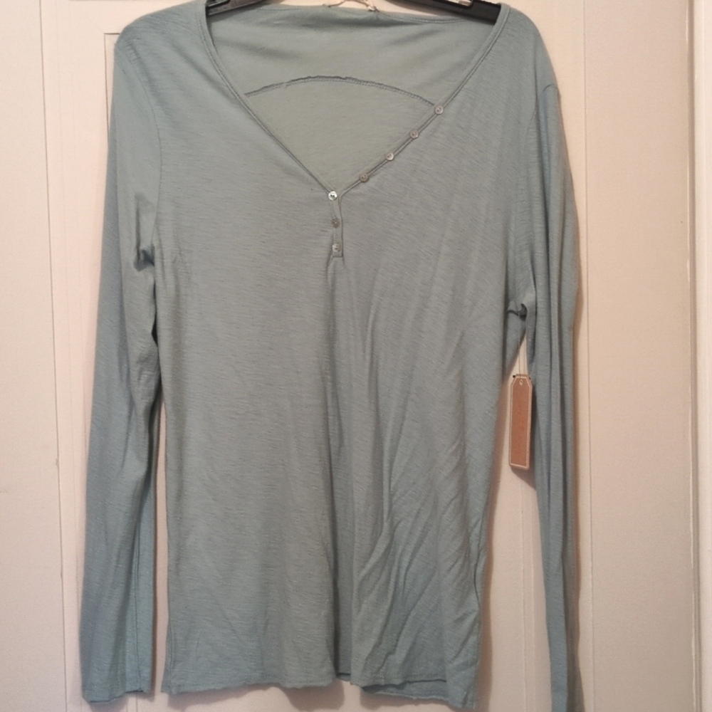 Copper Key long sleeve light blue henley